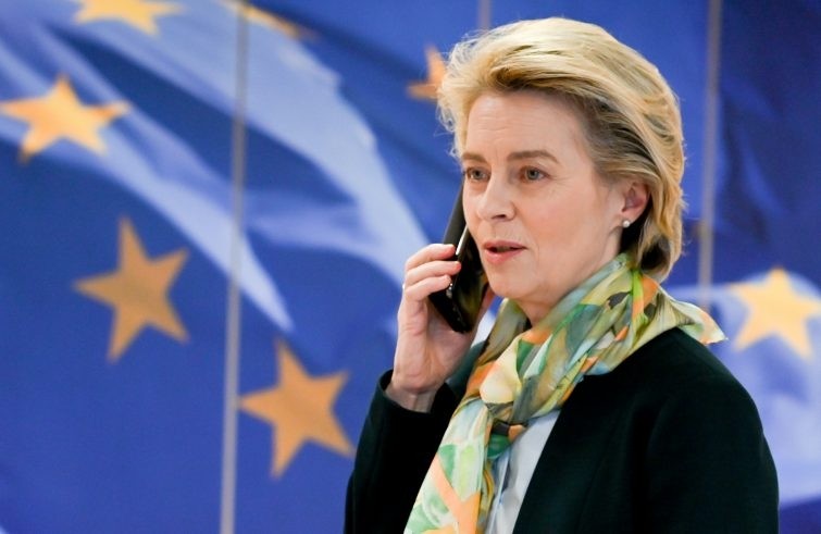 Von der Leyen, Commissione UE: obbligo vacvinale