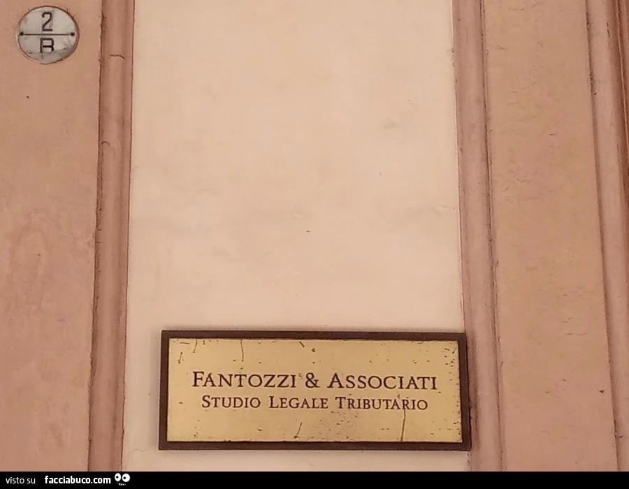 Ragionier Fantozzi e suo cugino avvocato