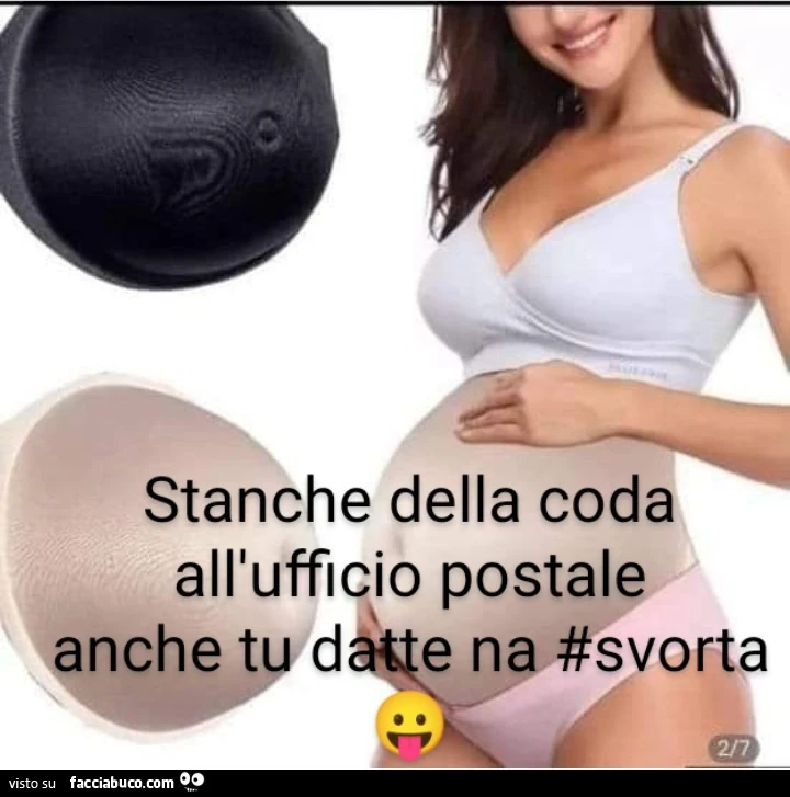 Stanche della coda all'ufficio postale anche tu datte na #svorta