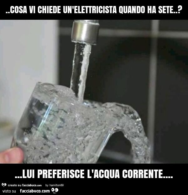 Tutti i meme su Acqua santa 