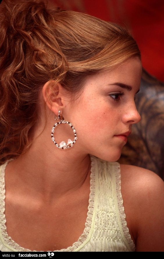 Emma Watson orecchino